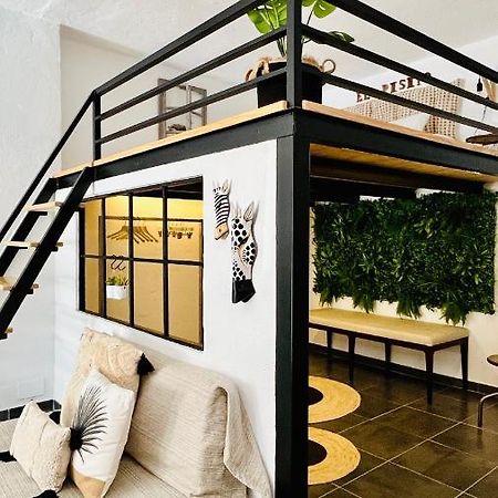 El Pisito Forest,A 300 Metros Iglesia De La Encarnacion Apartment Marbella Luaran gambar