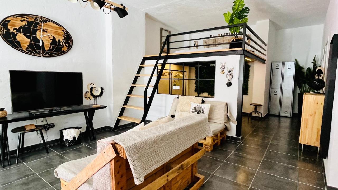 El Pisito Forest,A 300 Metros Iglesia De La Encarnacion Apartment Marbella Luaran gambar