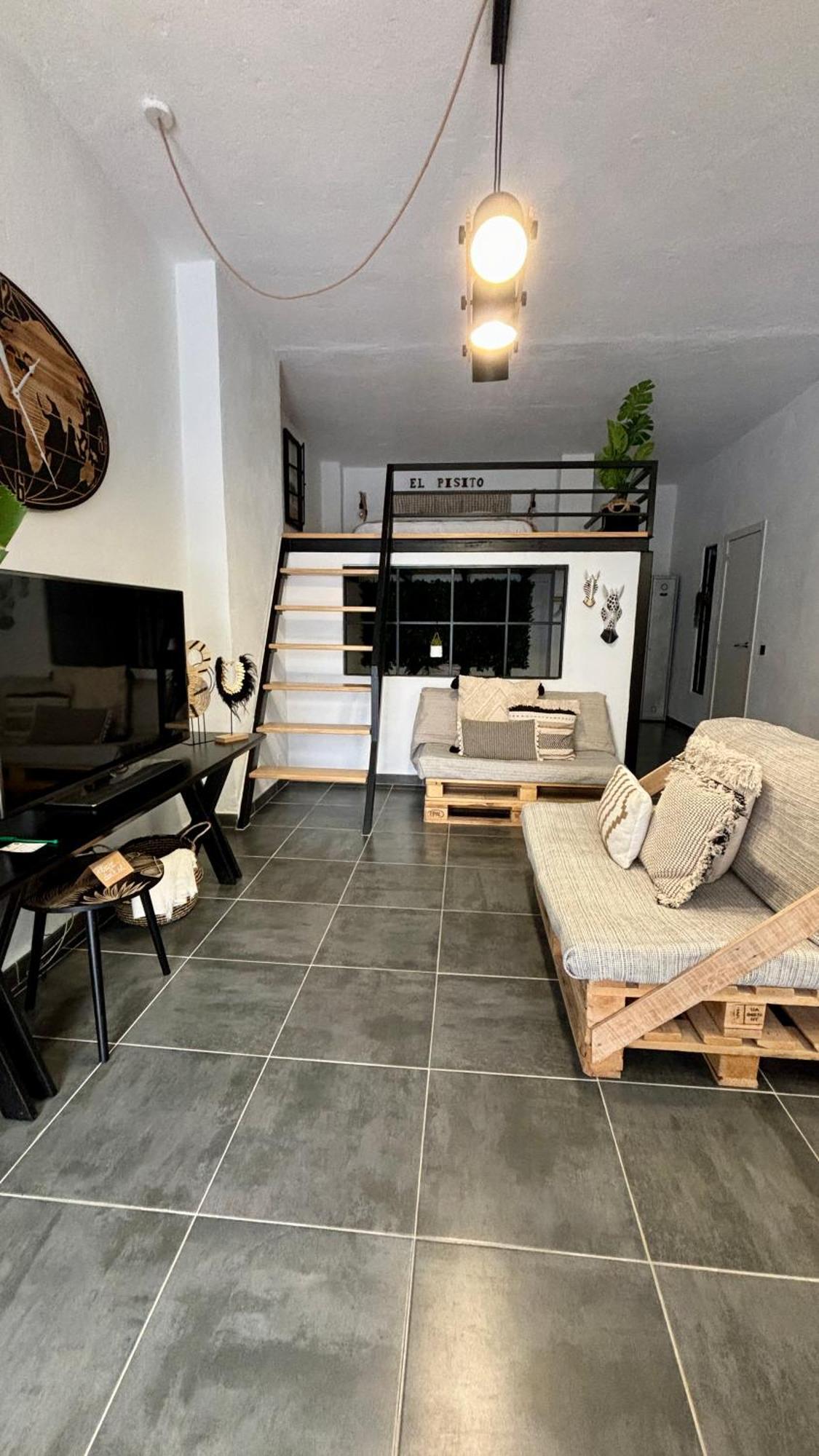 El Pisito Forest,A 300 Metros Iglesia De La Encarnacion Apartment Marbella Luaran gambar