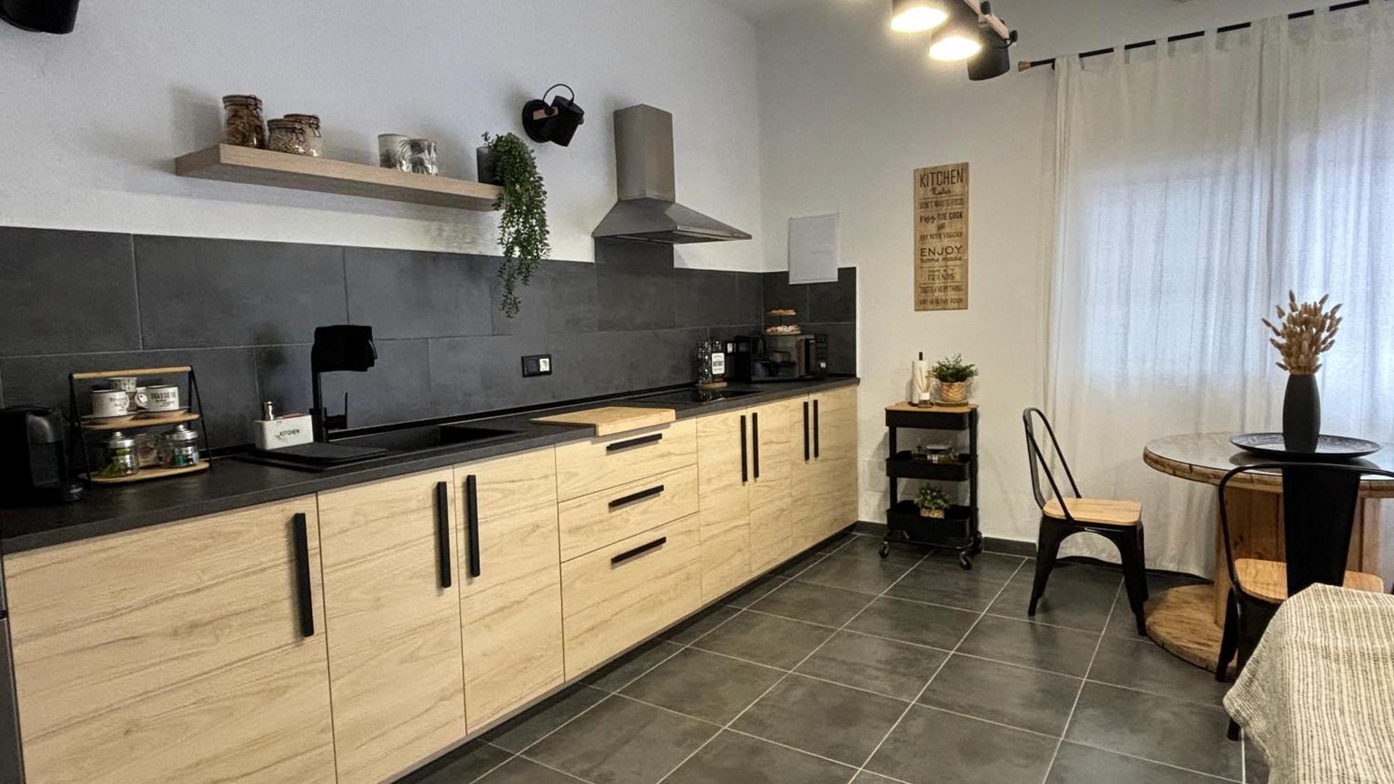 El Pisito Forest,A 300 Metros Iglesia De La Encarnacion Apartment Marbella Luaran gambar